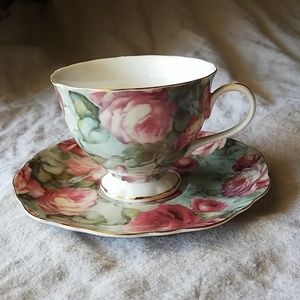 Teacup and saucer